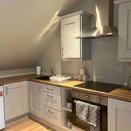 Mid Antrim Modern Apartment Newferry Экстерьер фото