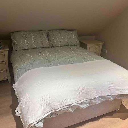 Mid Antrim Modern Apartment Newferry Экстерьер фото